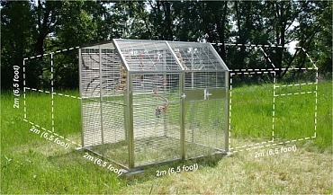 Venkovní nerezová voliéra pro střední a velké  papoušky