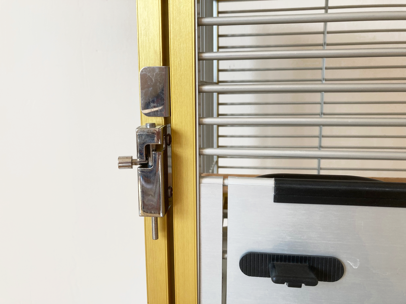 Přepravní klec z velmi tvrdého hliníku