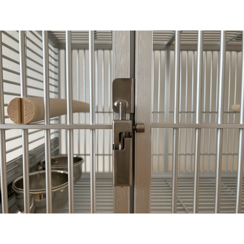 Velká přepravní klec z velmi tvrdého hliníku